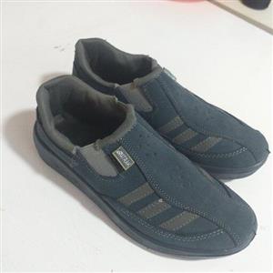 تصویر از کنونی کار واکرال بی بند